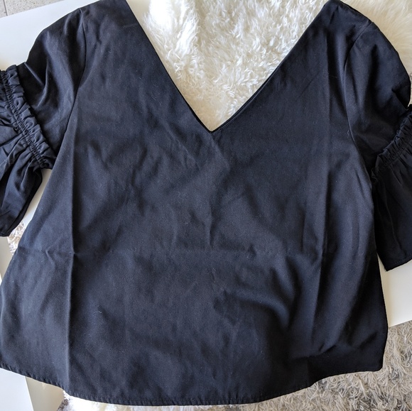 Forever 21 Hers&Mine Trumpet Sleeve Crop Top Small - Picture 6 of 6